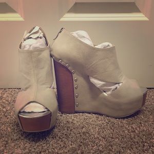 Chinese Laundry Jam Session Studded Wedges